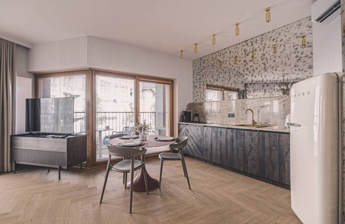 Bydgoszcz Apartment | Rojo - Aksamitne Tony Ponad Starym Miastem