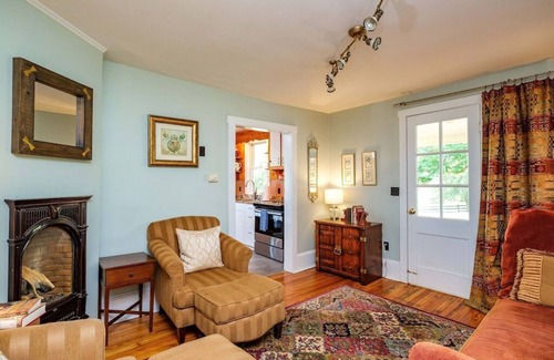 Front Royal House | Rolling River Farm: Exquisite Riverfront Paradise