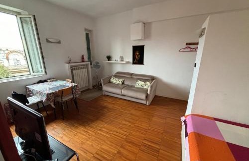 Pigneto Apartment | Roma, Città degli Uomini