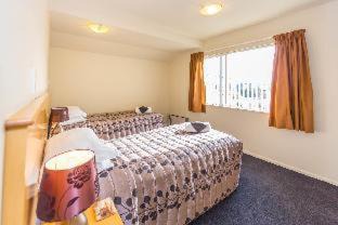 Riccarton Hotel | Roma On Riccarton Motel