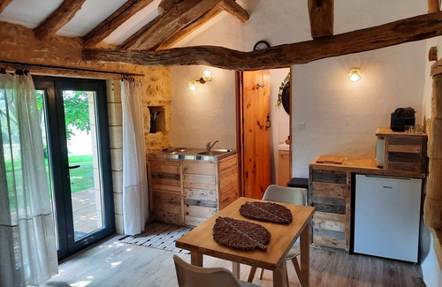 Cendrieux Cottage | Romantic getaway. In the heart of Périgord.
