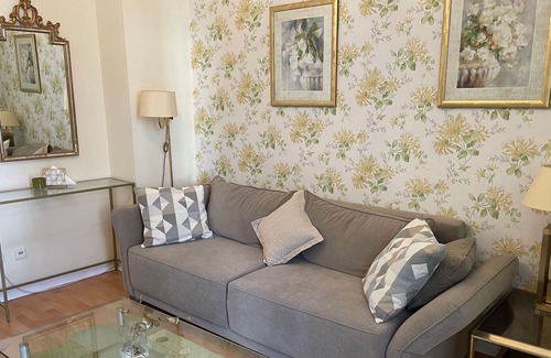 Baden Baden Old Town Apartment | Romantic apt with balcony in the heart of Baden-Baden