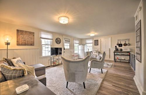 Westfield Apartment | Romantic Country Apt by Lake Erie and Wineries!