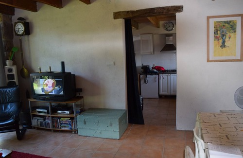 Donzy-le-National House | Romantic family holiday home Gentilhomme near Cluny, Taize and Macon!