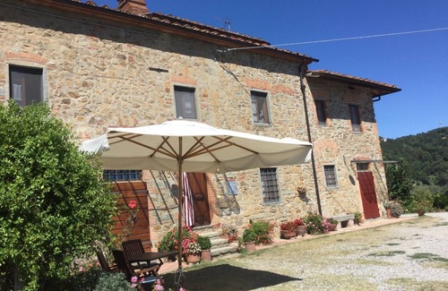 Giugnano Villa | Romantic Holiday Villa, pool Opens from April to October, for 18 people