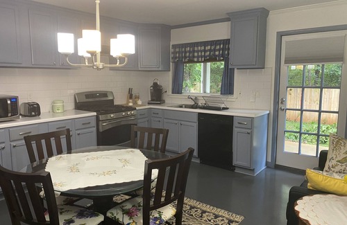 Duluth Cottage | Romantic La casita