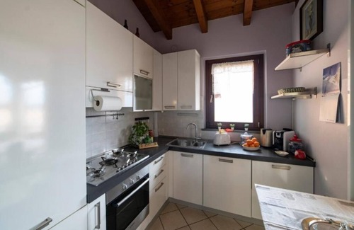 Sulzano Apartment | ROMANTIC LAKE VIEW HOUSE