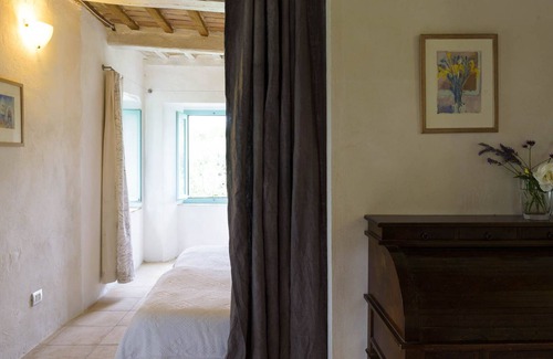 Mogliano Apartment | Romantic loft apartment with pool