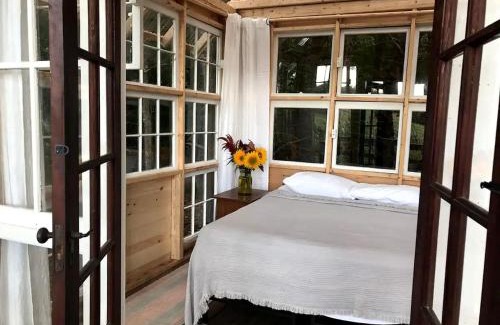 Greenwich House | Romantic New York Getaway near the Adirondacks