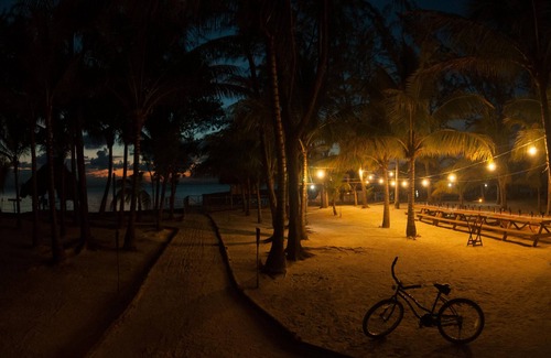Thatch Caye Resort | Romantic Over-the-Water Bungalow w/Private Patio & Amazing Views - A/C Included