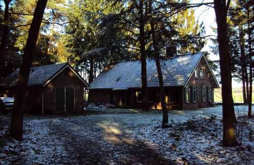 Espelo Cottage | Romantic, quiet large apartment in the forest with great views