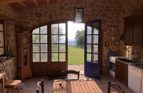 Saturnia House | Romantic rustico within sight of Saturnia