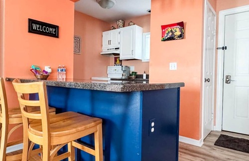 Westside Norwich Villa | ROMANTIC SPA RETREAT MINUTES TO MOHEGAN SUN CASINO