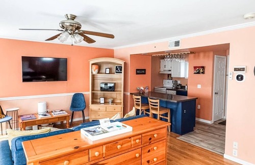 Westside Norwich Villa | ROMANTIC SPA RETREAT MINUTES TO MOHEGAN SUN CASINO