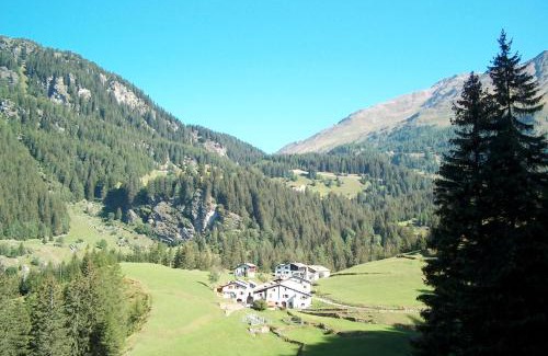 Poschiavo House | Romantic standalone 5 room cottage in Valposchiavo