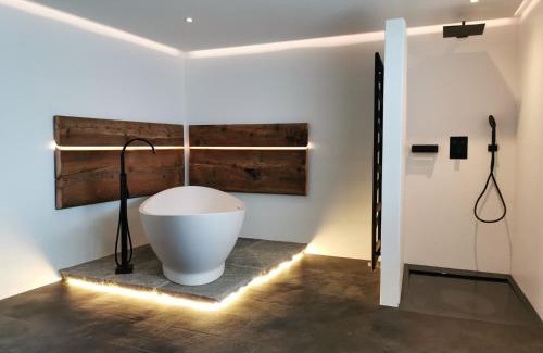 Poschiavo House | Romantic standalone 5 room cottage in Valposchiavo