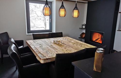Poschiavo House | Romantic standalone 5 room cottage in Valposchiavo