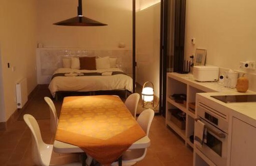 Alella Apartment | Romantic Stay in Grand Setting