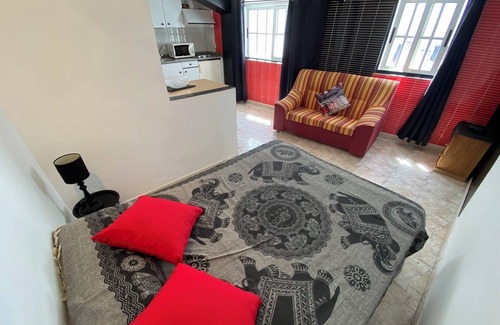 Salcidos Apartment | ROMANTIC SUITABLE-STUDIO FOR COUPLES.