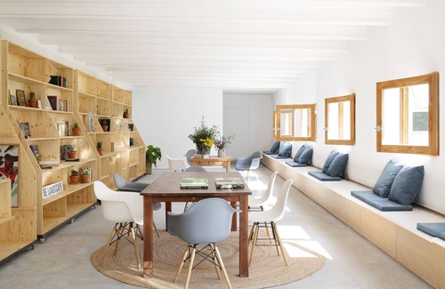 Cantallops Apartment | Romantic Suite in the countryside, Cantallops, Girona