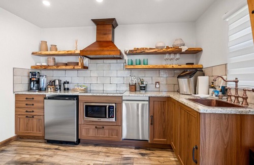 Wimberley House | Romantic Tiny Luxury Retreat w/pool & sauna