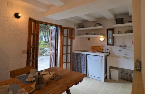 Castro Marina Cottage | Romantic trullo with sea access and stunning views (house G)