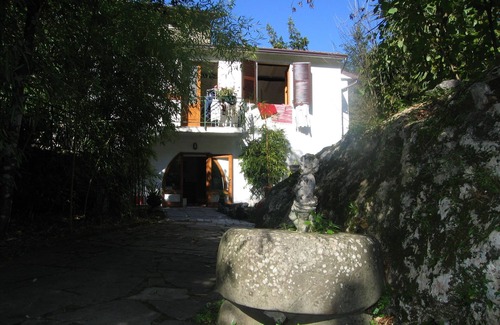 Maglietola Villa | Romantic Tuscan Riverside Villa