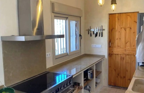 Llorenc del Penedes House | Romantic Village House over 200yrs old, near beaches, wine region. Private Pool