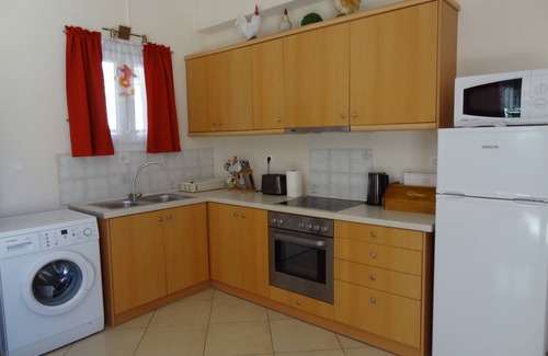 Agios Ioannis Villa | Romantic Villa, central location, priv. pool, sun terrace, 10 mins to the beach!