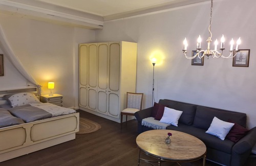 Kornburg - Worzeldorf Other | Romantic vacation apartment in a historic castle for 2-3 people