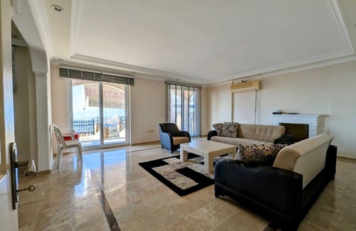 Kargicak Villa | Romantic Villa Jasmin Tukije 6 minutes drive beach and stores