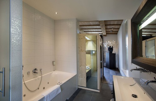 Municipality of Roerdalen Hotel | Romantik Hotel Kasteel Daelenbroeck
