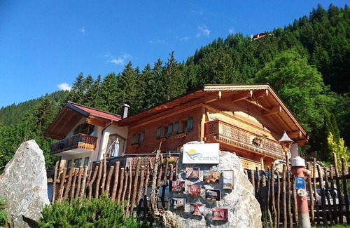 Haller Apartment | Romantiksuite am Brändle - Romantic holiday home/Romantik Suite am Brändle
