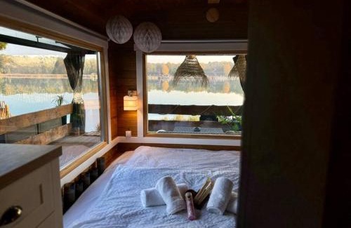 Dessau-Rosslau House | Romantische Zweisamkeit - direkt am See