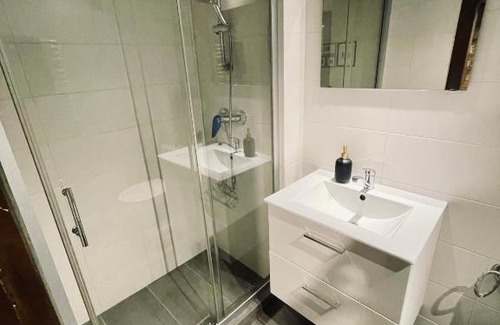 Katowice Apartment | ROMANTYCZNA KRYJÓWKA ścisłe centrum -Self Check-In -