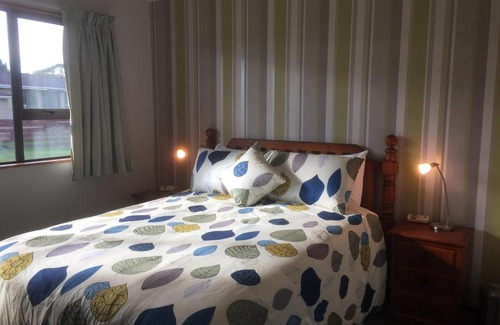 Tuatapere Bed & Breakfast | Ron and Tony's Bed & Breakfast