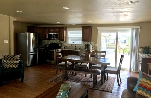 Green Bay House | Ron Wolf's Hall of Fame Club Housen1199 Shadow Lane