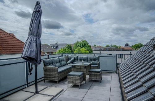 Rheda-Wiedenbruck Apartment | Roof-Suite 03 I Aufzug I Smart-TV I Balkon I WiFi