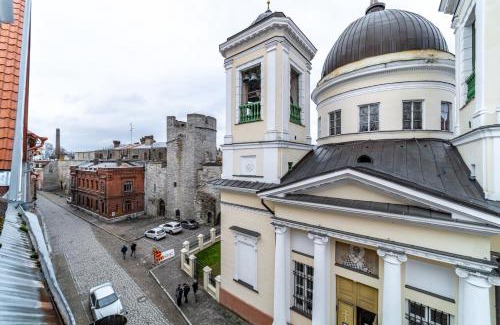 Old Town Apartment | Roofs of the Old Tallinn Guest House