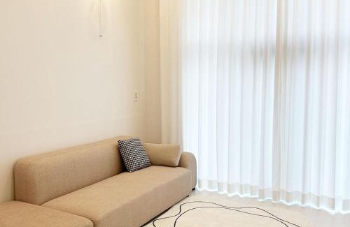 Gangneung House | Rooftop Moonlight Pension