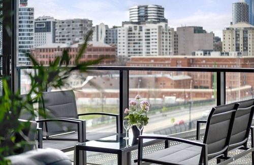 Docklands Apartment | Rooftop Pool 2BR Apt at Marvel Stadium with Free Parking