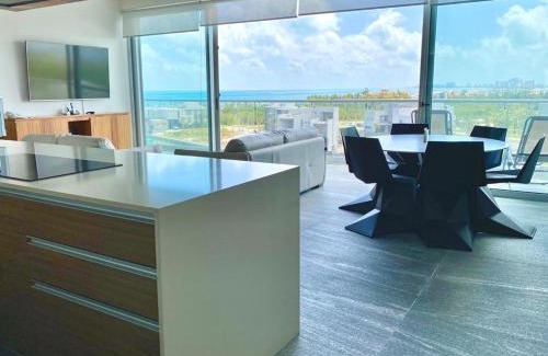 Zona Hotelera Apartment | Rooftop pool- family apartment- ocean view -close