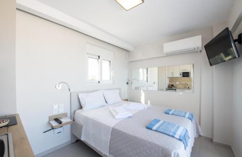 Varkiza Apartment | RoofTop Sea View Cabin