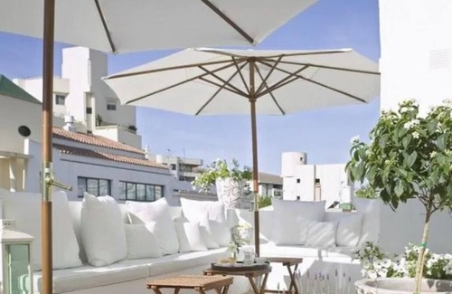 Eckbolsheim Apartment | Rooftop Strasbourgeois