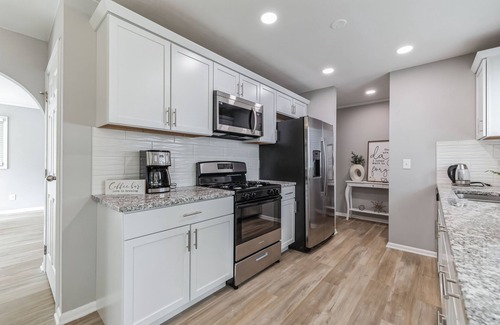 Richfield House | Room 1 in Minneapolis/10 mins to Mall of America