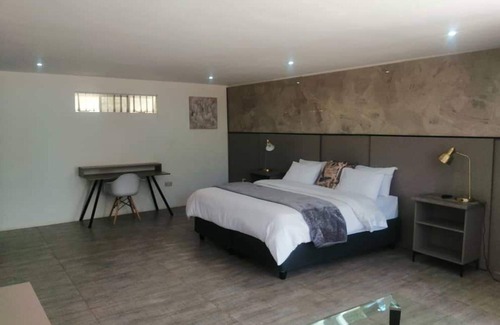 Harare Cabin | Room 1 of 8 Cozy Suites The Hilltop Guesthouse