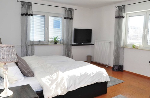 Aldingen Cottage | Room 1 - Pension N37 - modern furnished rooms in a quiet location