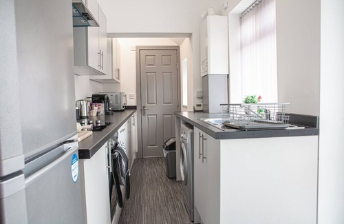 Stoke-on-Trent House | Room 2 Double Bedroom, Stoke-on-Trent.