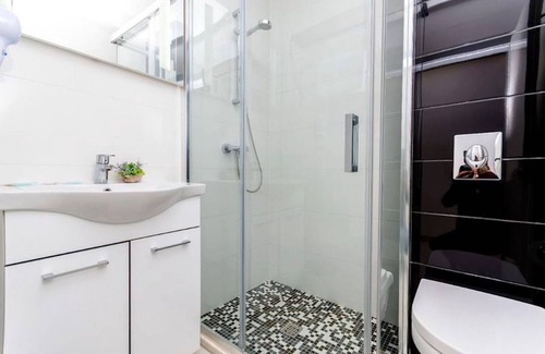 Kastel Stafilic House | Room-all Saints Suites B&b Kastela - Dou