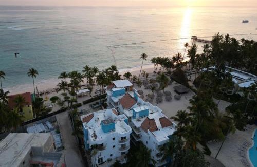 El Cortecito House | Room beach front with private bathroom -Adults only